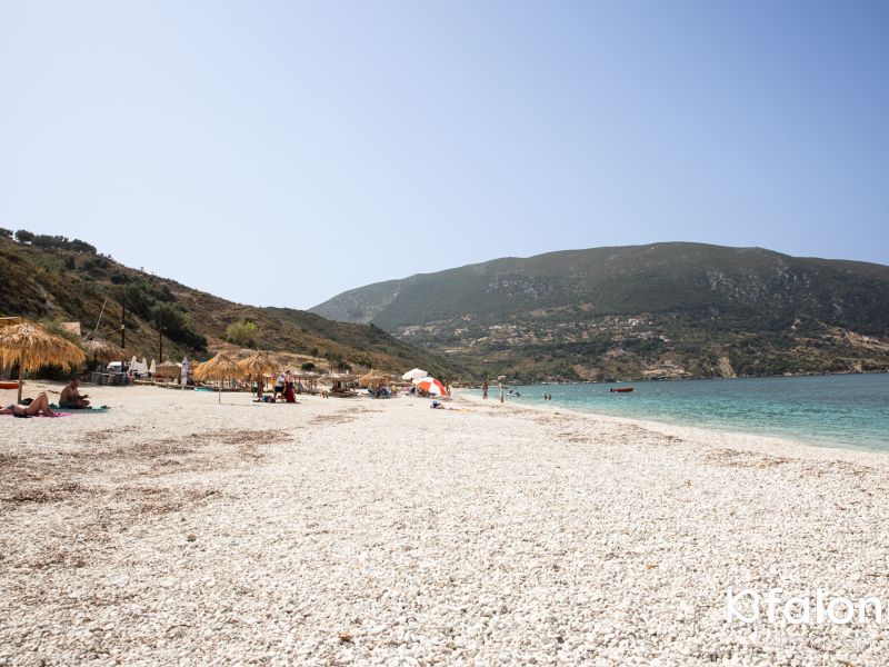 paralia aiga kuriaki 06 3bbe8ef7