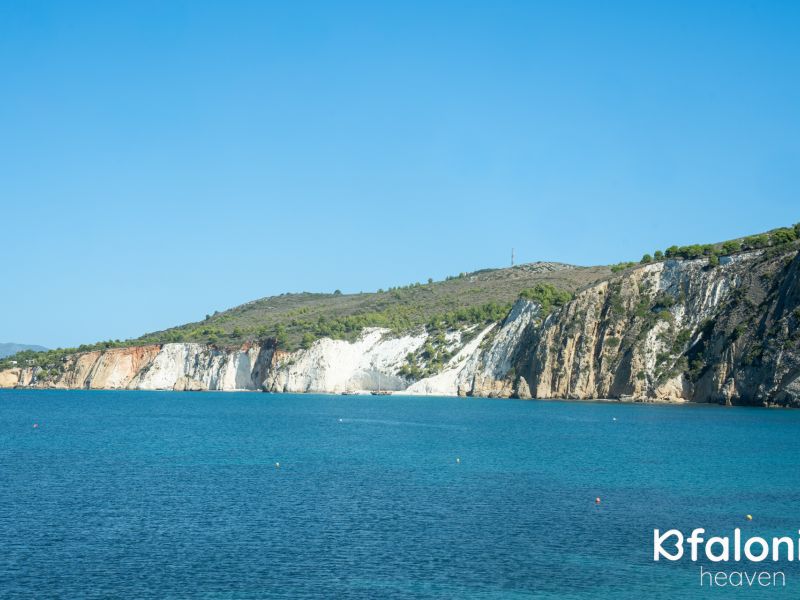 paralia asproi vraxoi 17 3dff0890