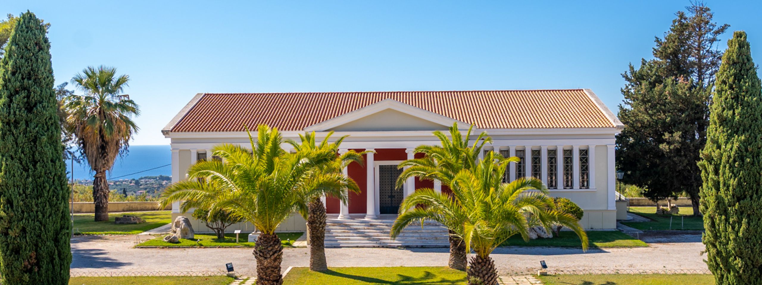 Kourkoumelata’s cultural Center