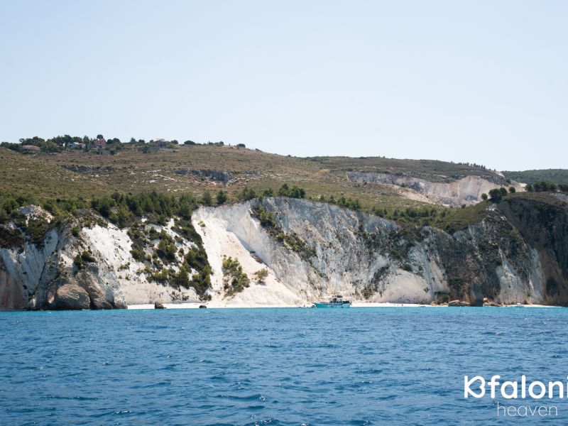 paralia asproi vraxoi 05 b5ac7536