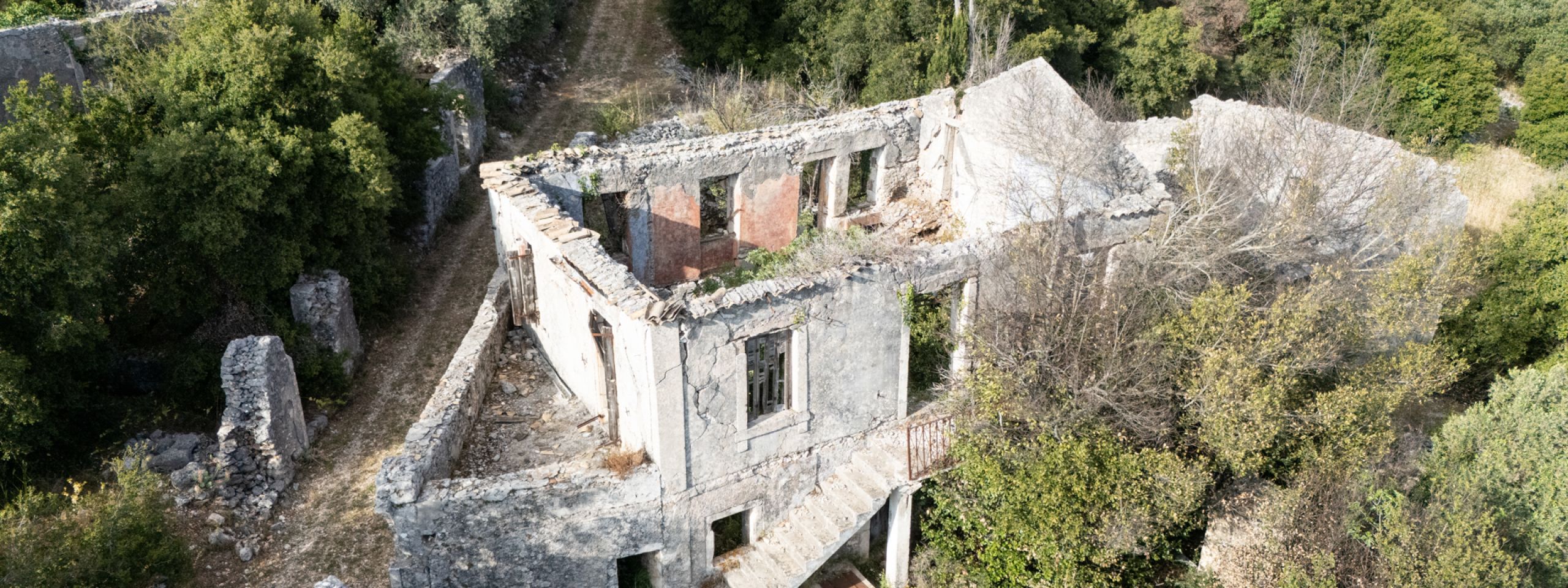 Old Fragata abadoned village