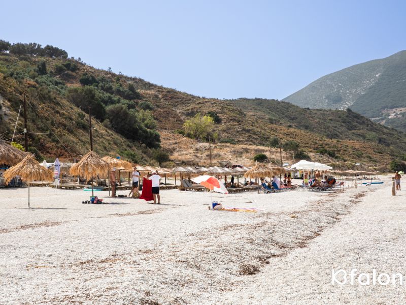 paralia aiga kuriaki 07 e490e83f