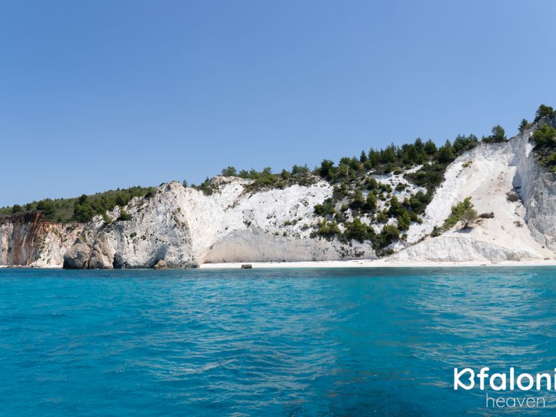 paralia asproi vraxoi 03 f9ce2567